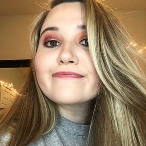 Meet your Posher, Grace